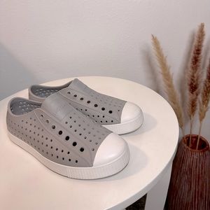 Women’s Native Jefferson Shoe - Pigeon Grey/Shell White , Size 7